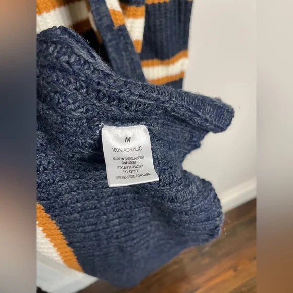 Pink Rose cardigan - Picture 4 of 9